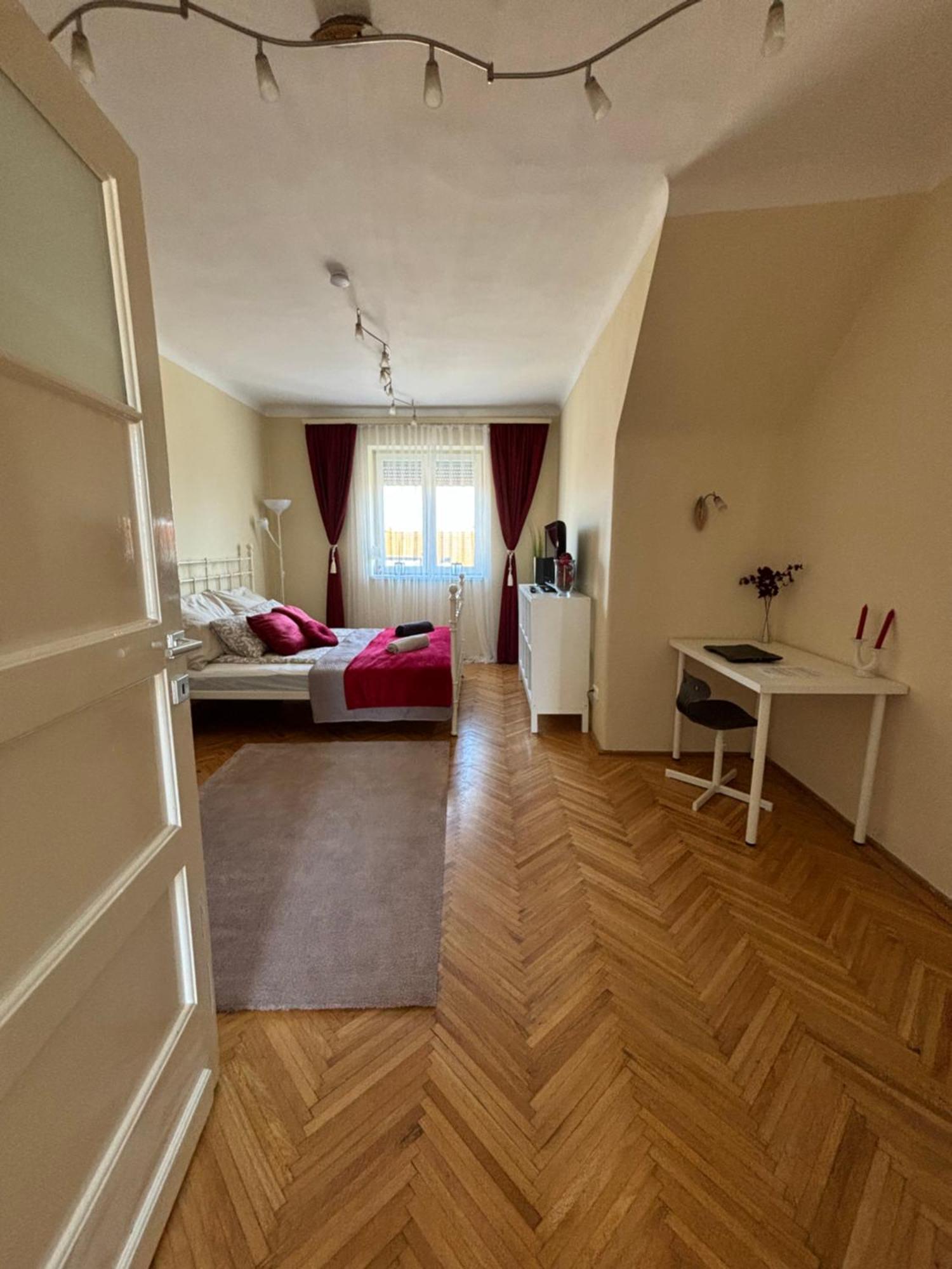 Downtown Hideaway Apartman بودابست المظهر الخارجي الصورة