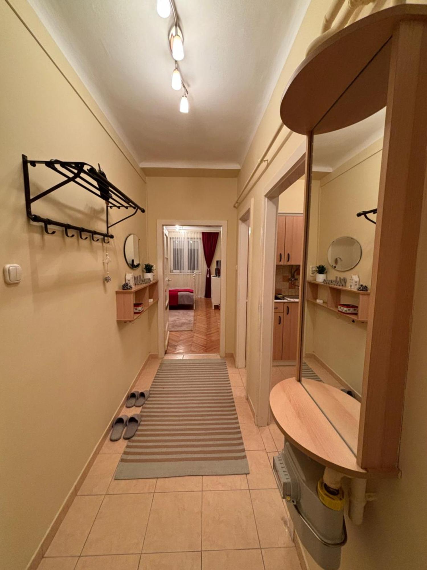 Downtown Hideaway Apartman بودابست المظهر الخارجي الصورة