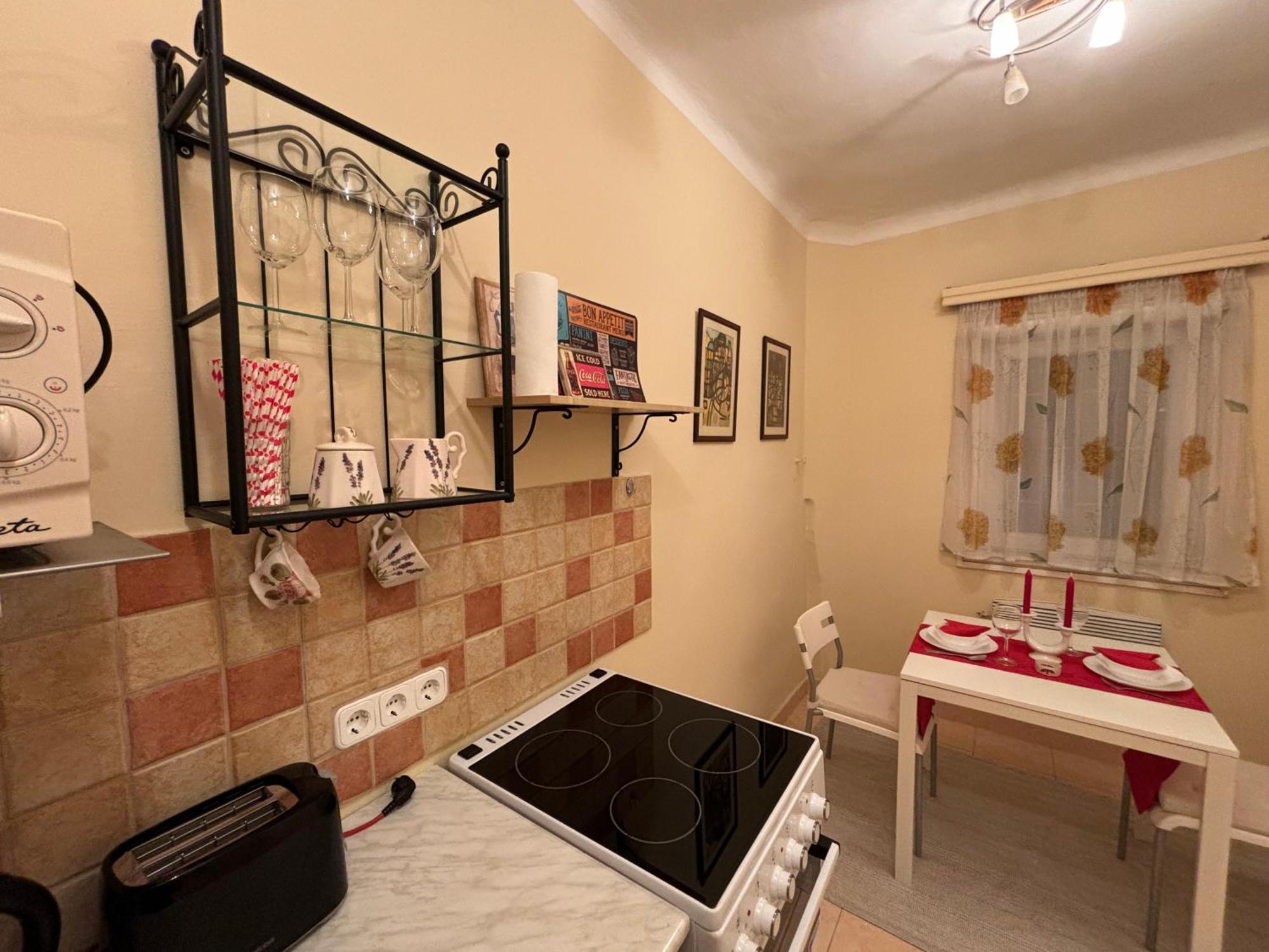 Downtown Hideaway Apartman بودابست المظهر الخارجي الصورة