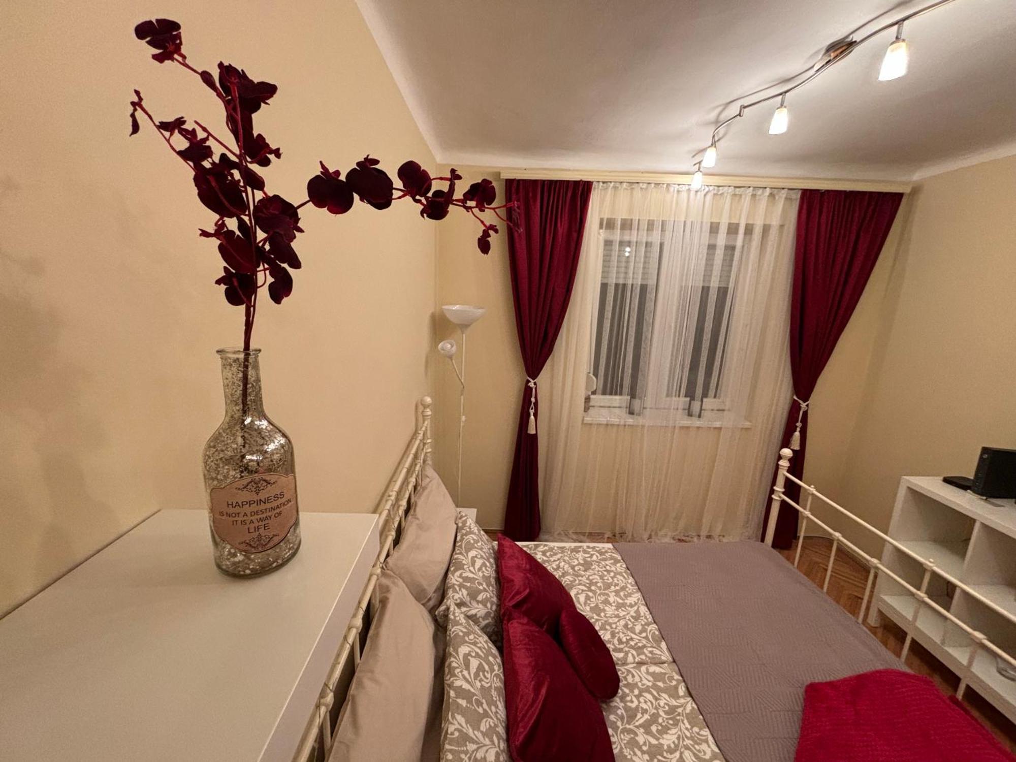 Downtown Hideaway Apartman بودابست المظهر الخارجي الصورة